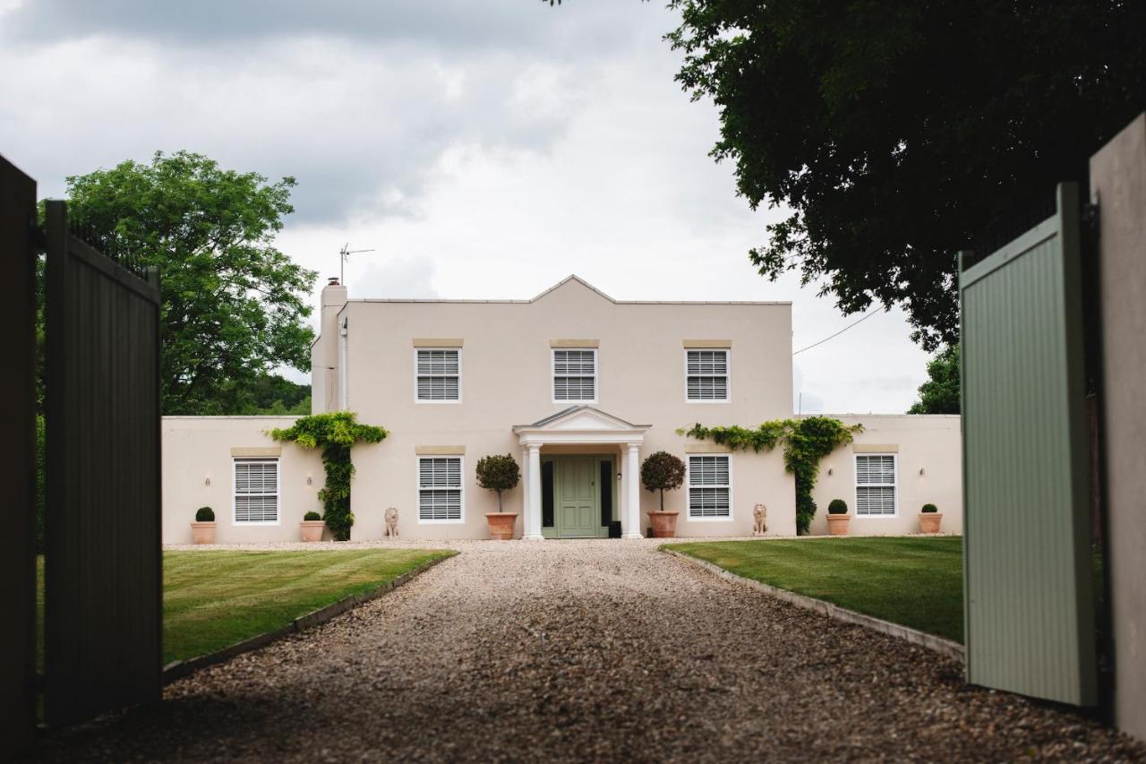 Large Country House - Hot Tub - Pool Table - Bbq - 5 Bedrooms - Log Burner Three Legged Cross Exterior photo